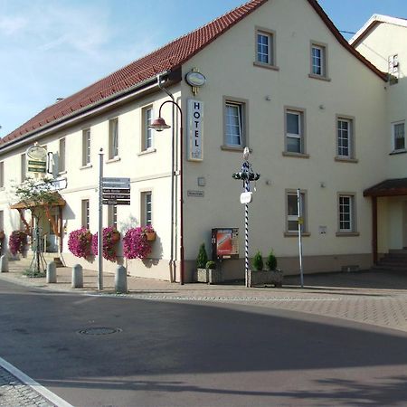 Garni Zum Adler Gensingen Exterior photo